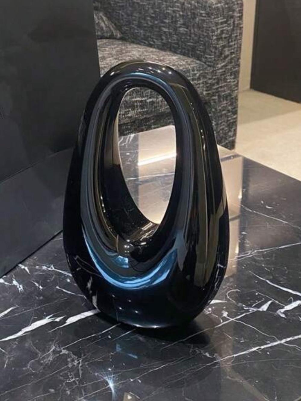 Luxe Sculpted Glossy Black Mini Clutch – Statement Evening Bag